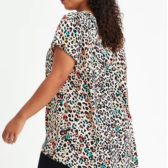 Hi-Low Tunic Georgette Watercolor Leopard - Picture 6 of 7